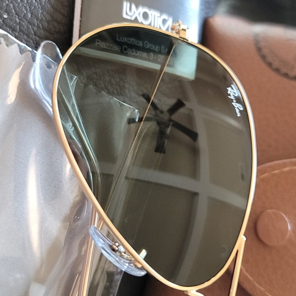 Rayban aviators - Picture 2 of 3